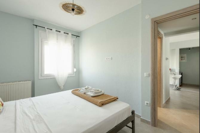 Bright Spacious Two-Bedroom Apartment テッサロニキ エクステリア 写真